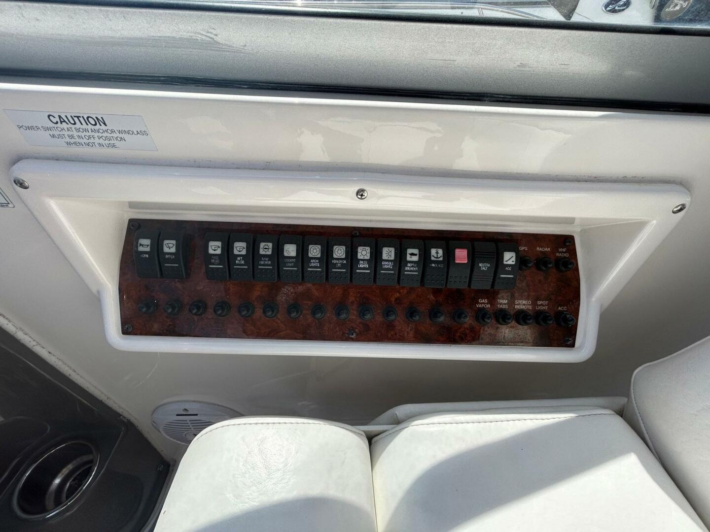 Slide: The Image of Regal 3360 Window Express 2007 - 5289040