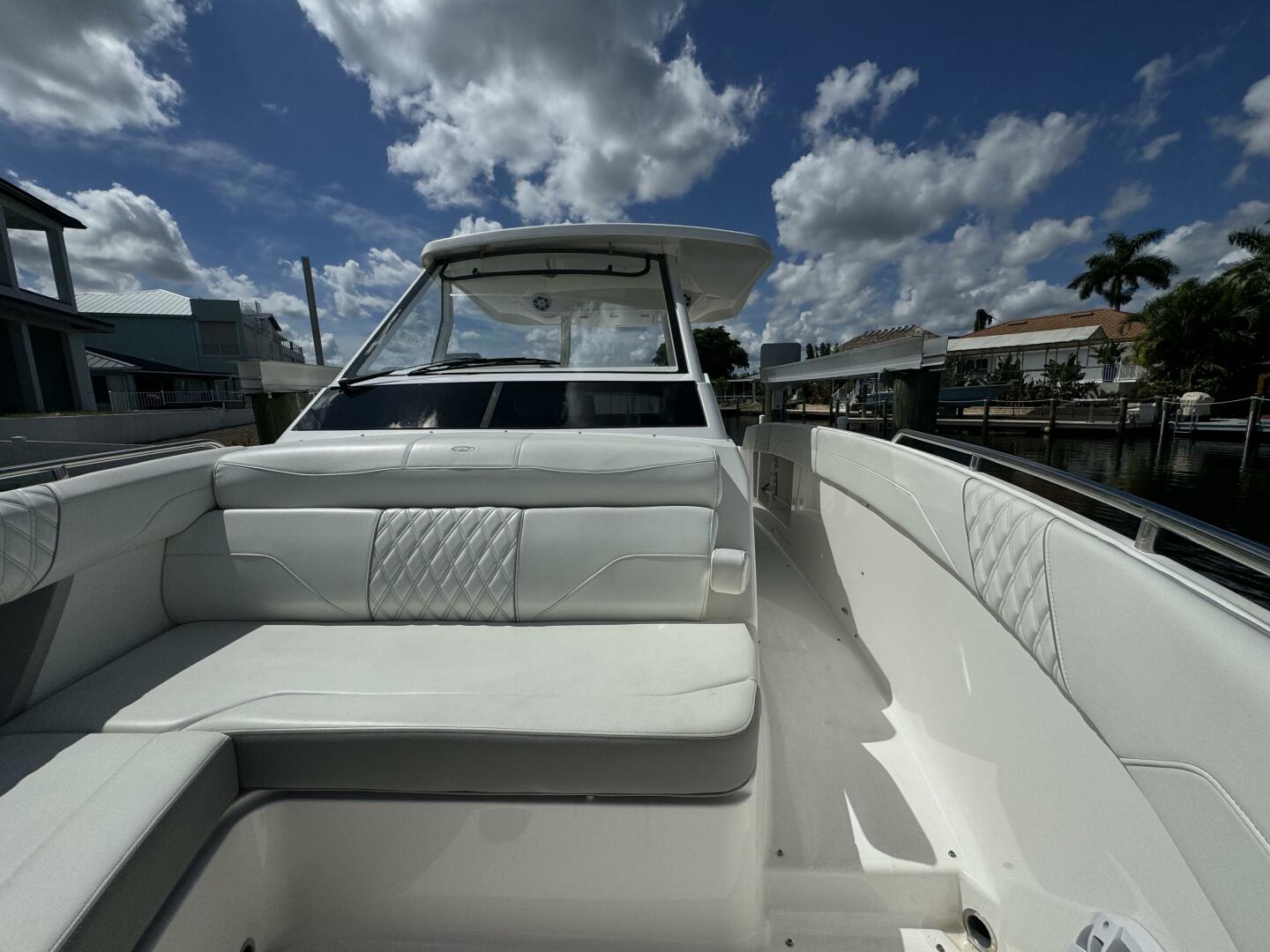 Slide: The Image of Regal 33 SAV 2022 - 4696669