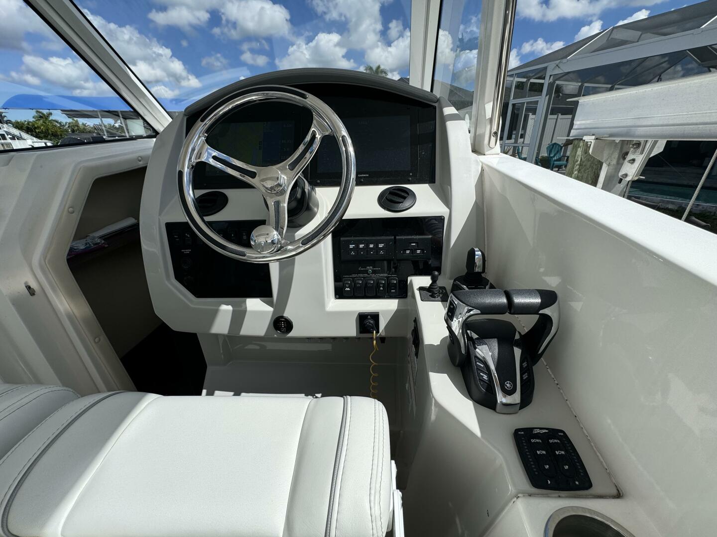 Slide: The Image of Regal 33 SAV 2022 - 4696672