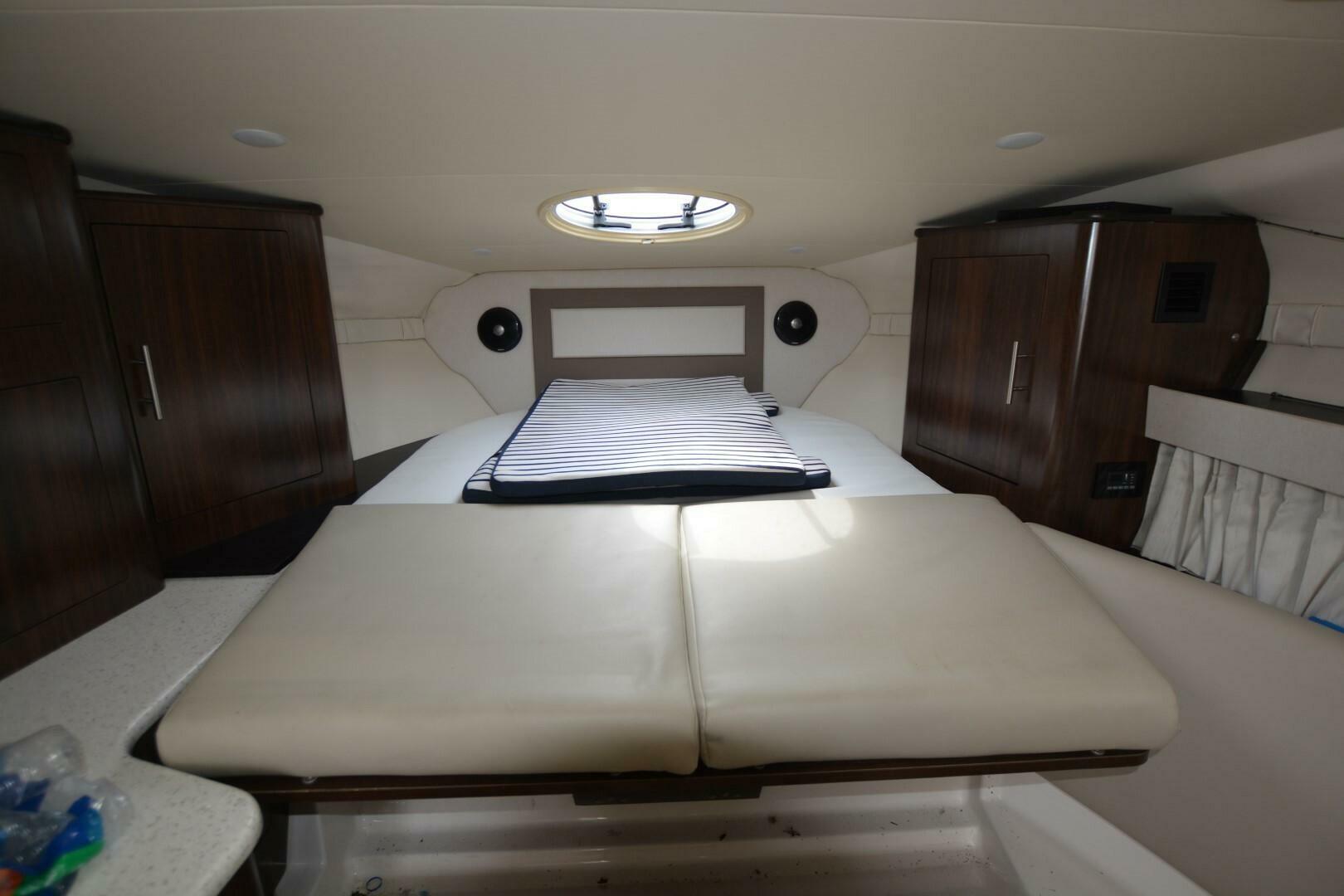 Slide: The Image of Regal 33XO 2018 - 5414008