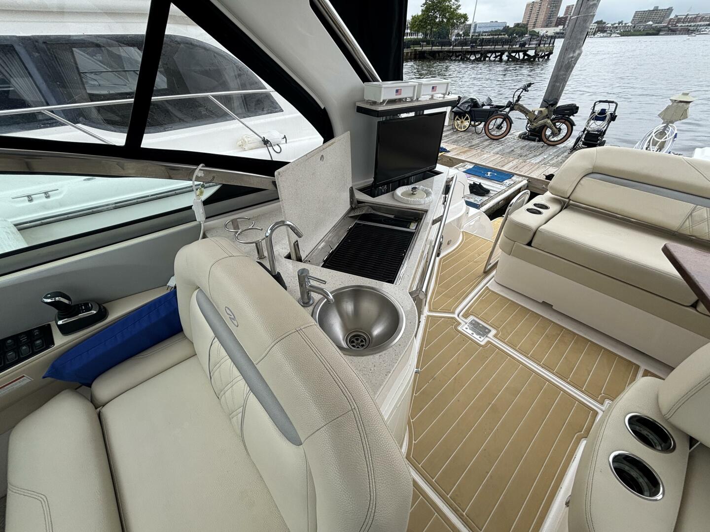 Slide: The Image of Regal 33 XO 2019 - 5482308