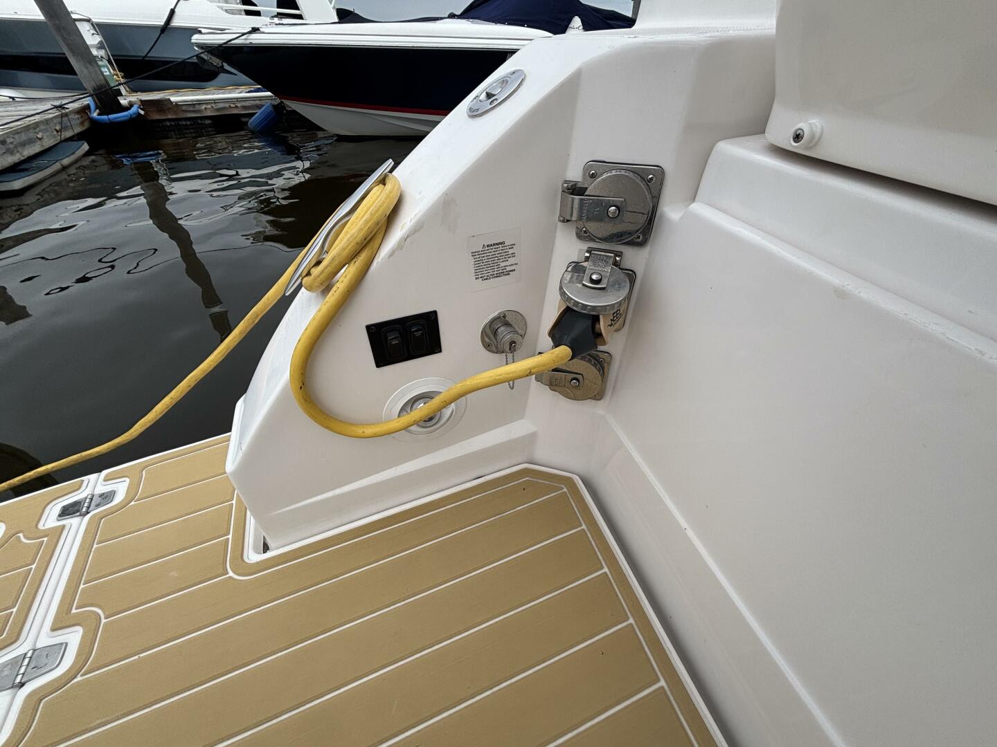 Slide: The Image of Regal 33 XO 2019 - 5482326