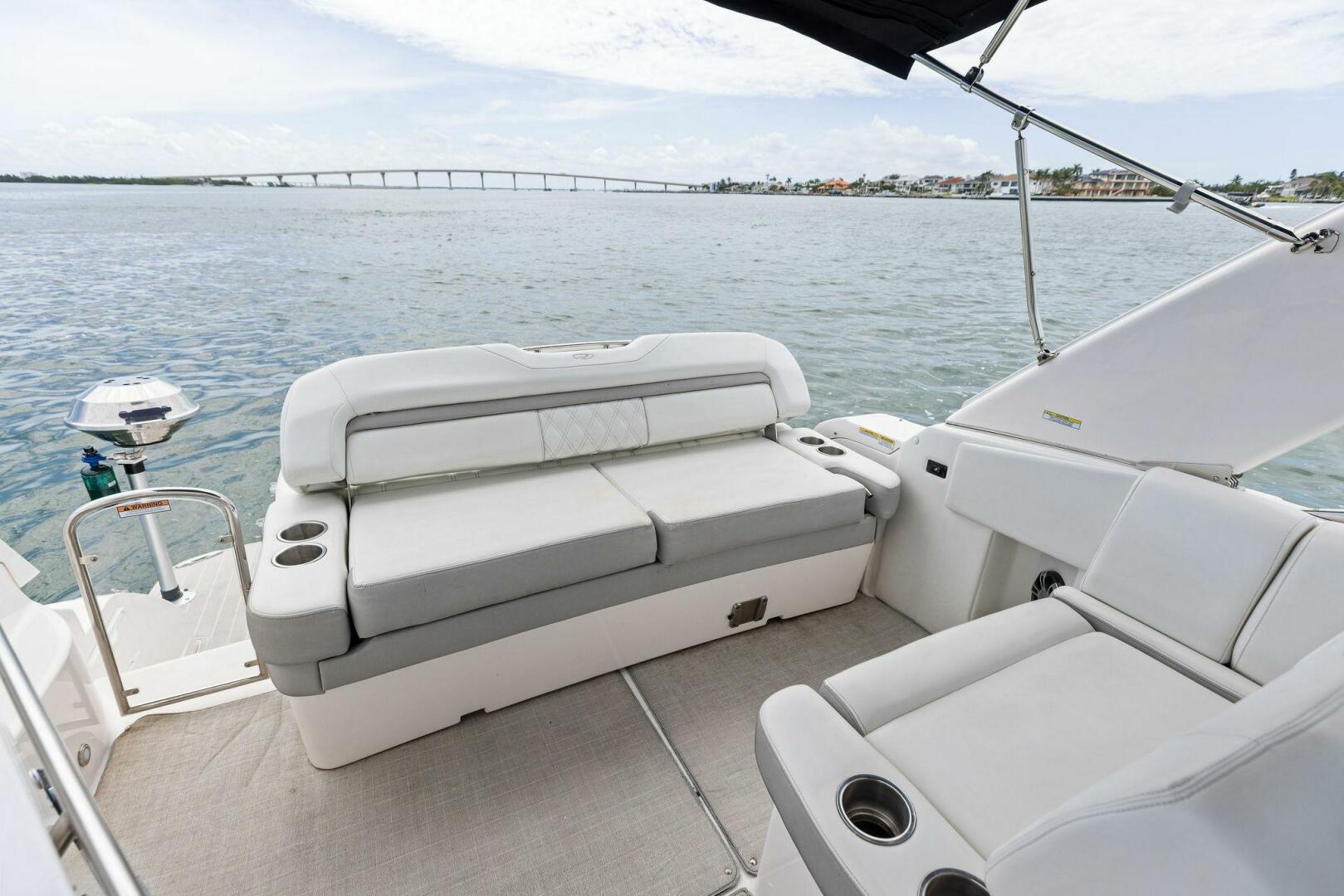 Slide: The Image of 2020 Regal 33 XO 'Snuffleupagus'-Cockpit - 5490228