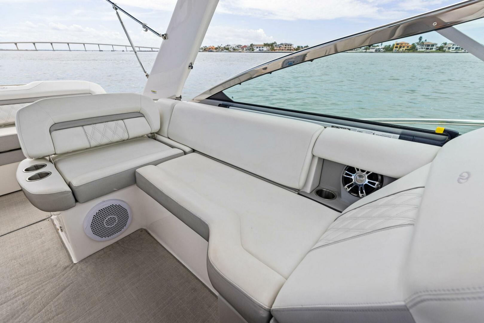 Slide: The Image of 2020 Regal 33 XO 'Snuffleupagus'-Cockpit - 5490237