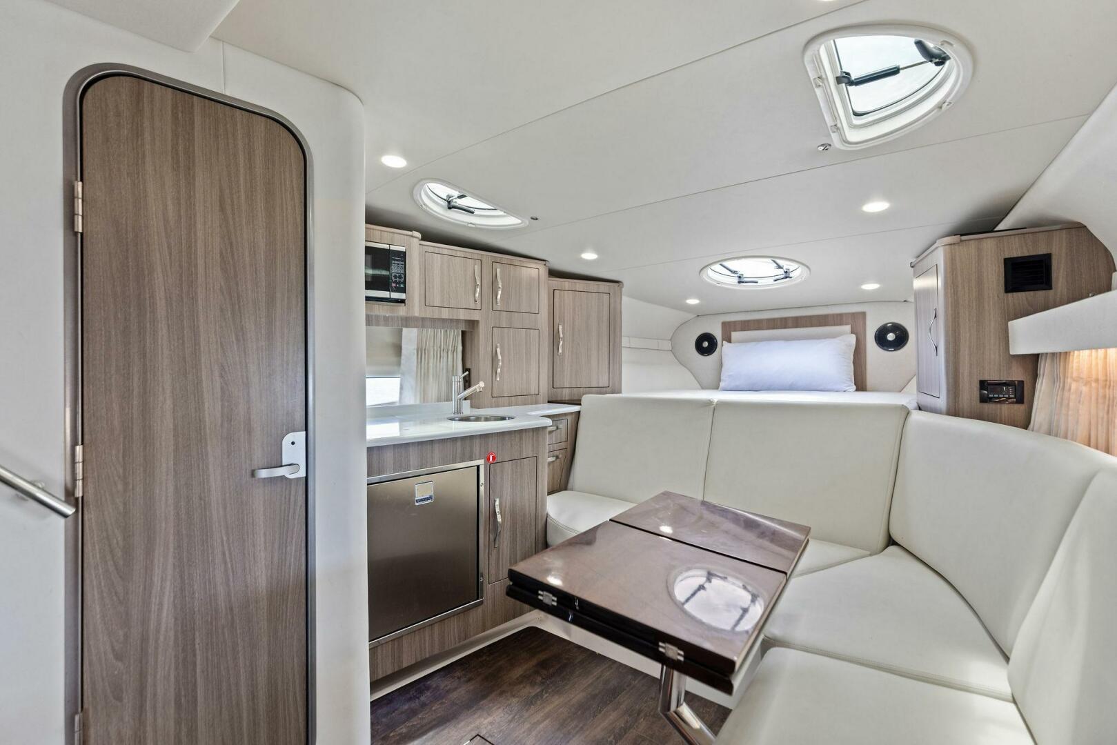 Slide: The Image of 2020 Regal 33 XO 'Snuffleupagus'-Cabin - 5490251