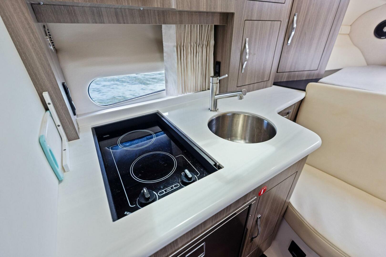 Slide: The Image of 2020 Regal 33 XO 'Snuffleupagus'-Galley - 5490261