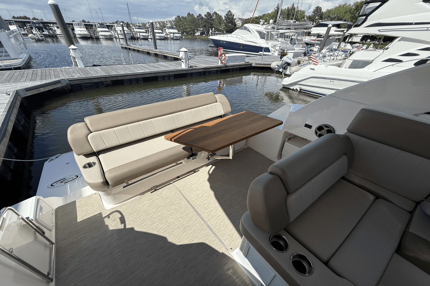 Slide: The Image of Regal 35 SPORT COUPE 2015 - 17