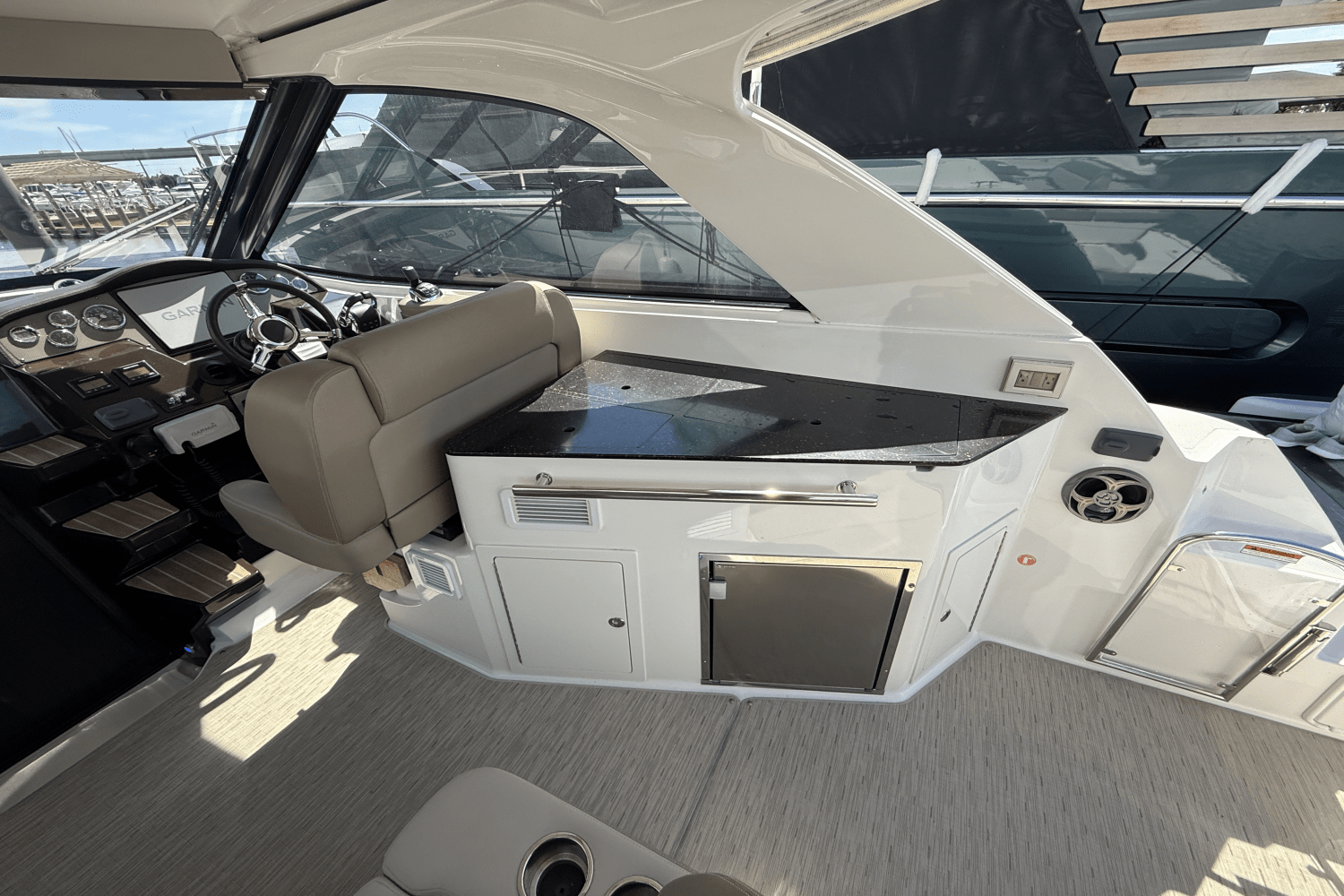 Slide: The Image of Regal 35 SPORT COUPE 2015 - 18