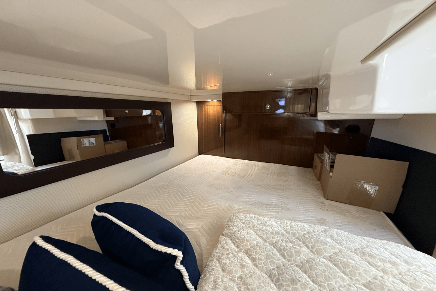 Slide: The Image of Regal 35 SPORT COUPE 2015 - 37