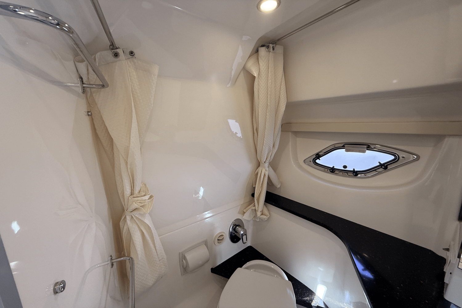 Slide: The Image of Regal 35 SPORT COUPE 2015 - 41