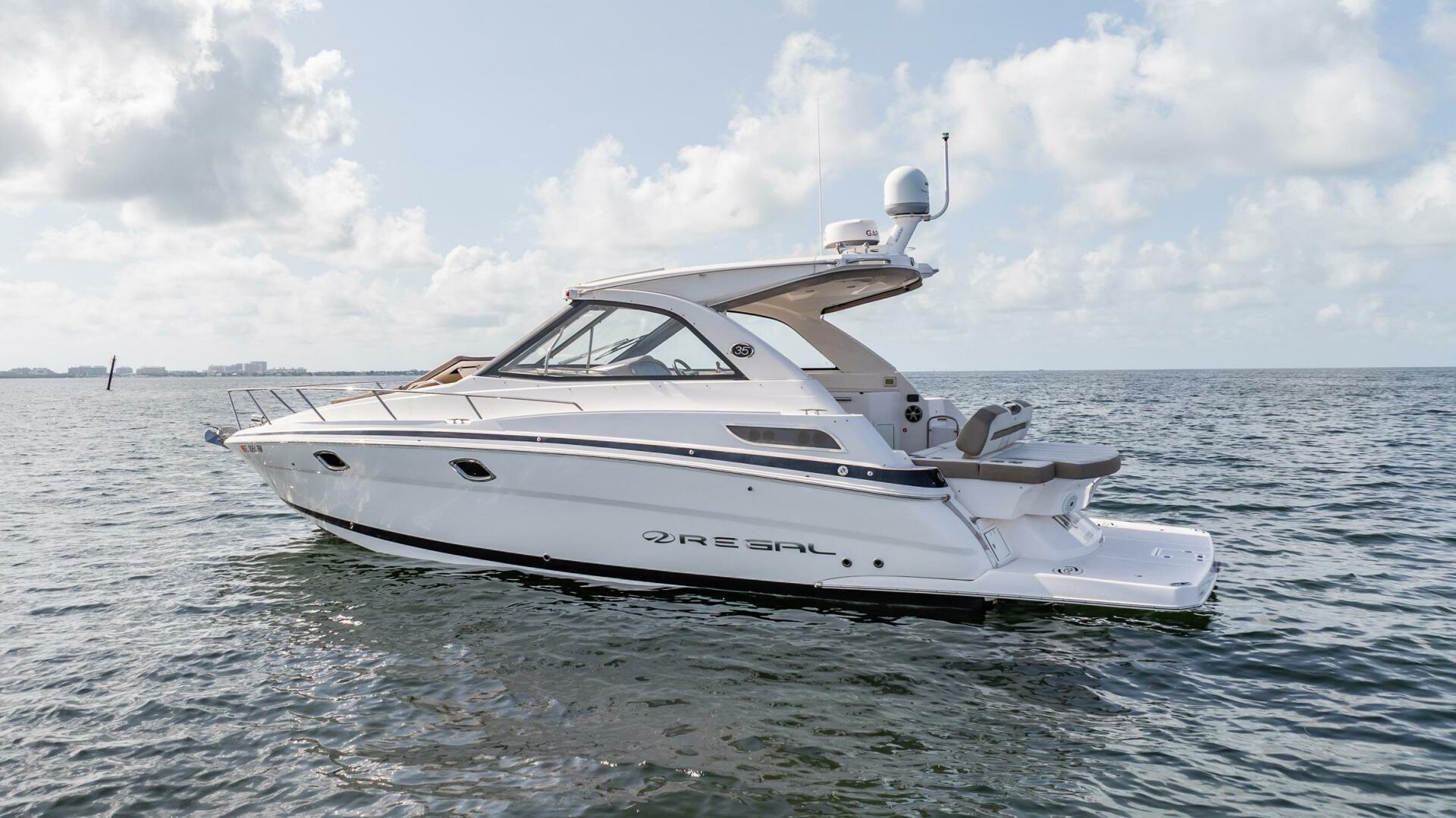 Slide: The Image of Regal 35 Sport Coupe 2018 - 5333865