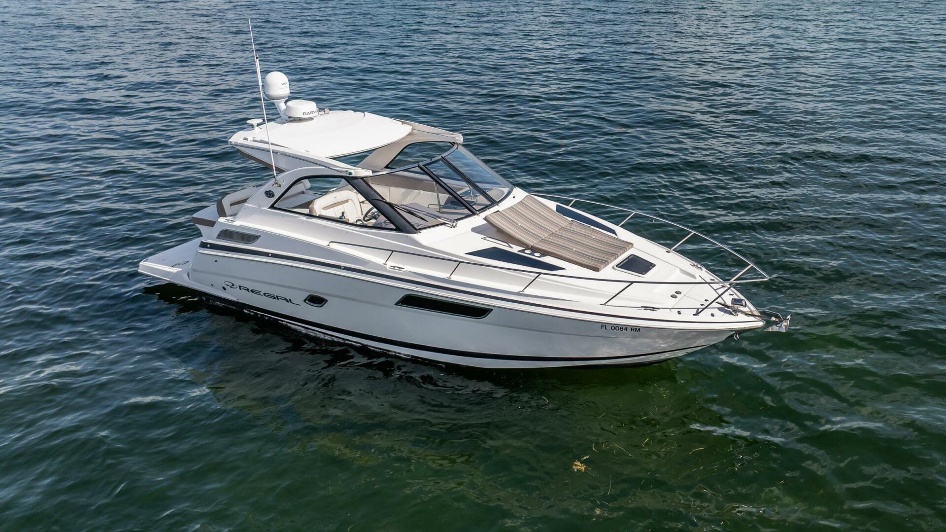 Slide: The Image of Regal 35 Sport Coupe 2018 - 5333880