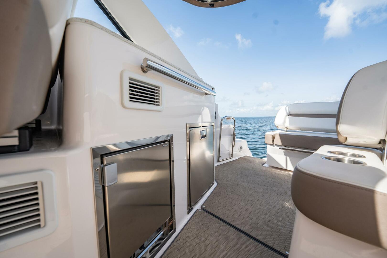 Slide: The Image of Regal 35 Sport Coupe 2018 - 5333895