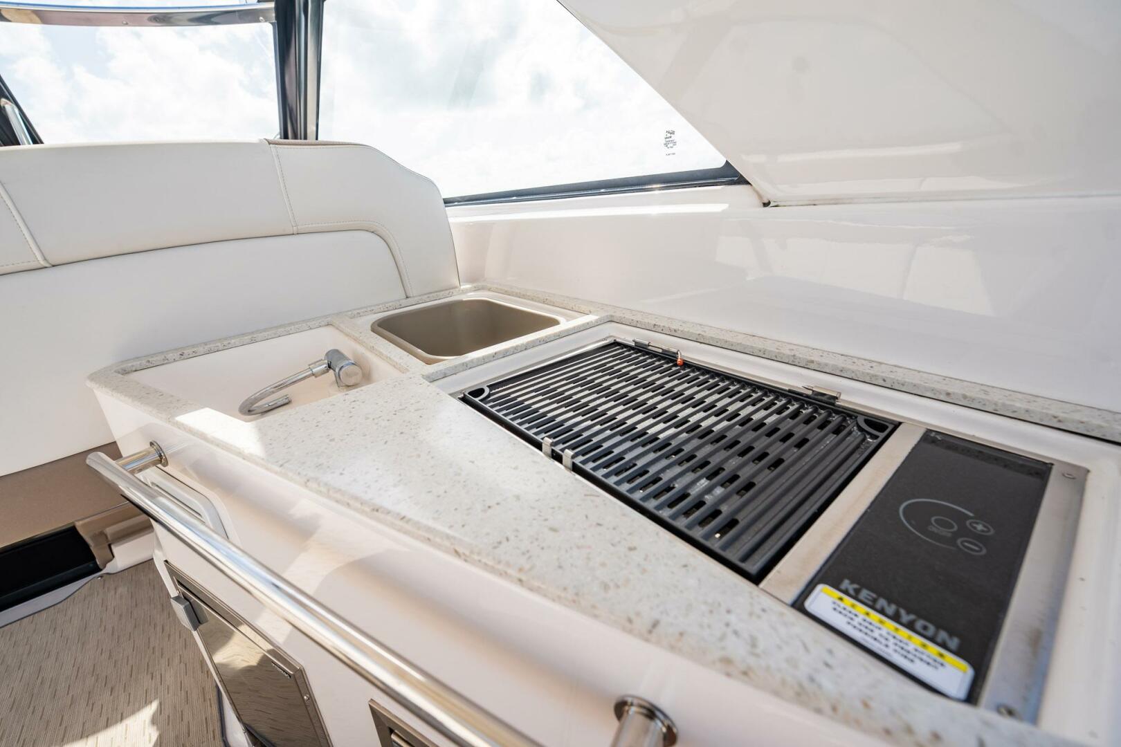 Slide: The Image of Regal 35 Sport Coupe 2018 - 5333901