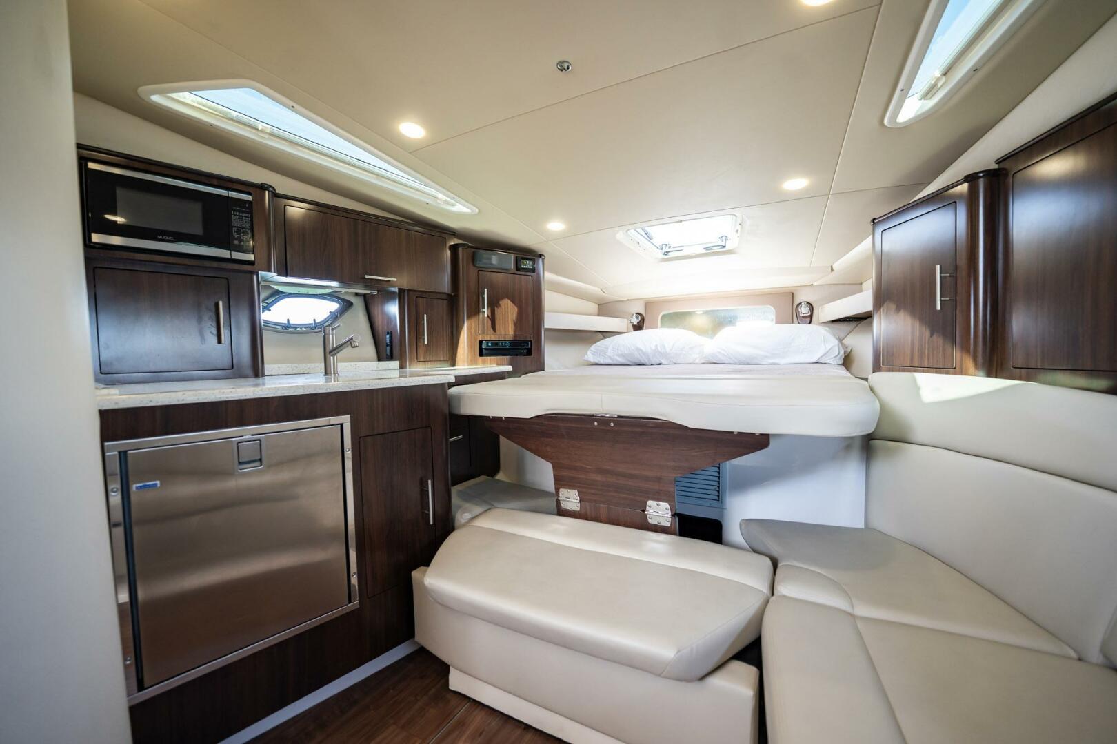 Slide: The Image of Regal 35 Sport Coupe 2018 - 5333907