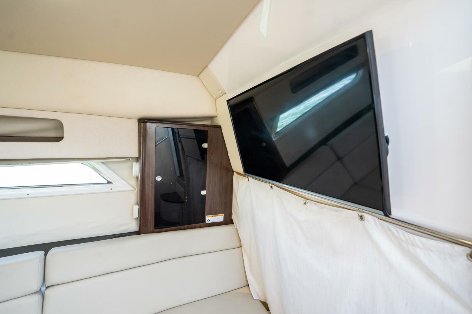 Slide: The Image of Regal 35 Sport Coupe 2018 - 5333911