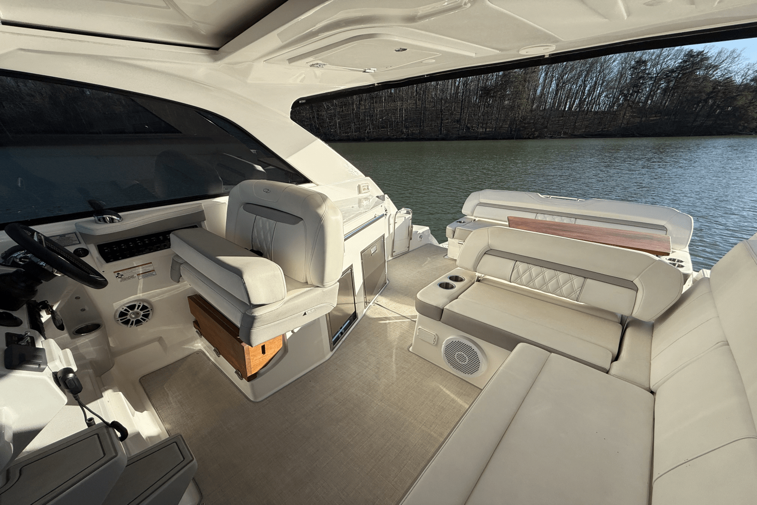 Slide: The Image of Regal 35 SPORT COUPE 2021 - 27