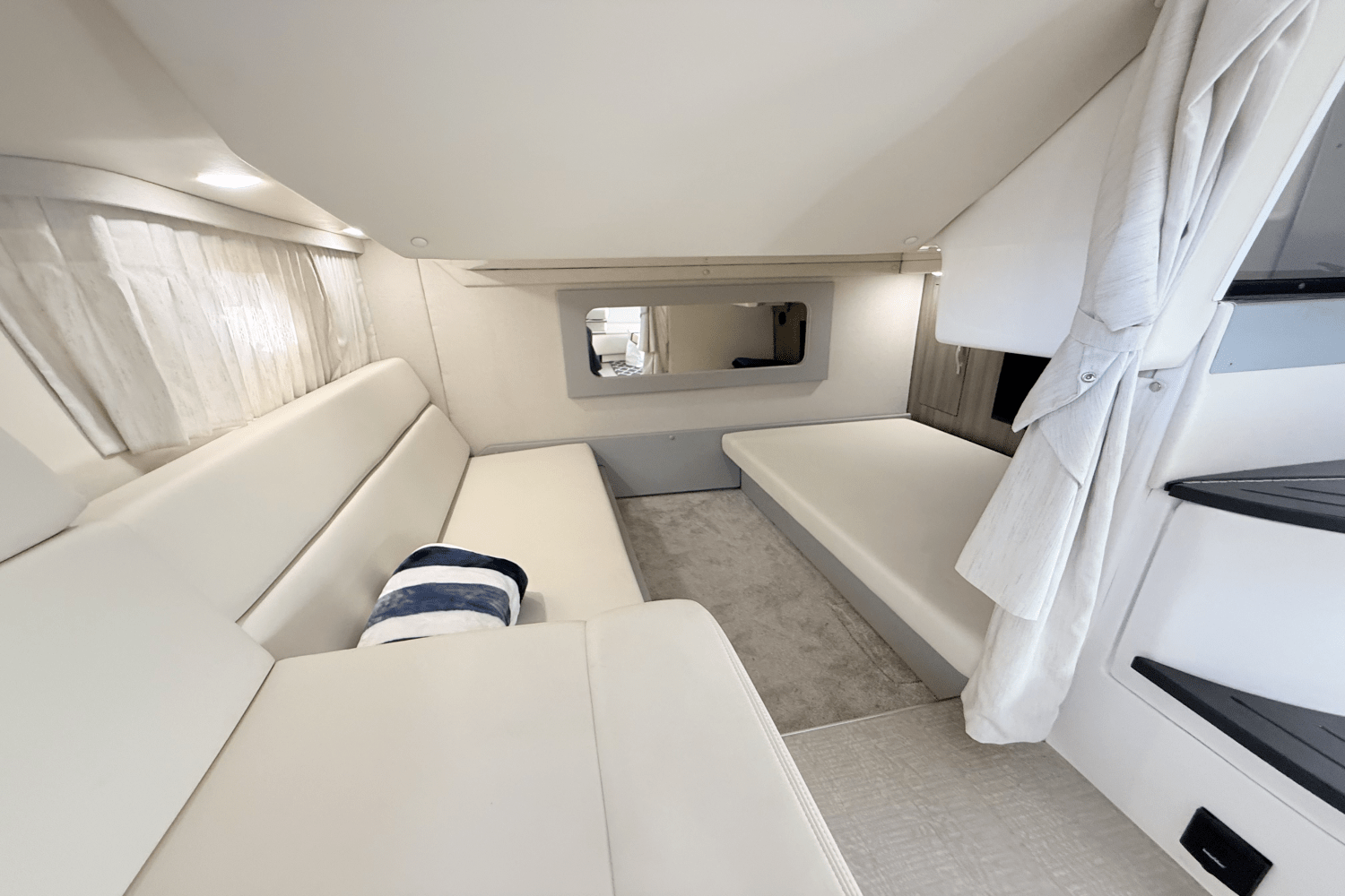 Slide: The Image of Regal 35 SPORT COUPE 2021 - 55