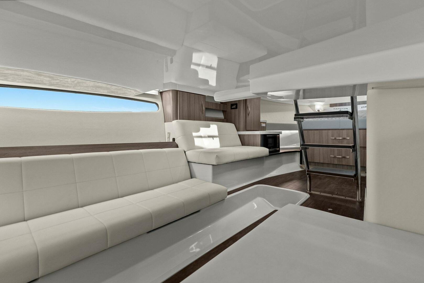 Slide: The Image of 2021 Regal 36 Grande Coupe - 5287512