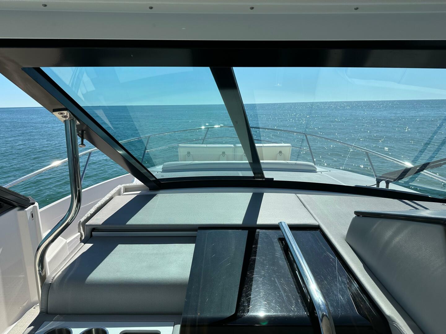 Slide: The Image of 2021 Regal 36XO - 5281081