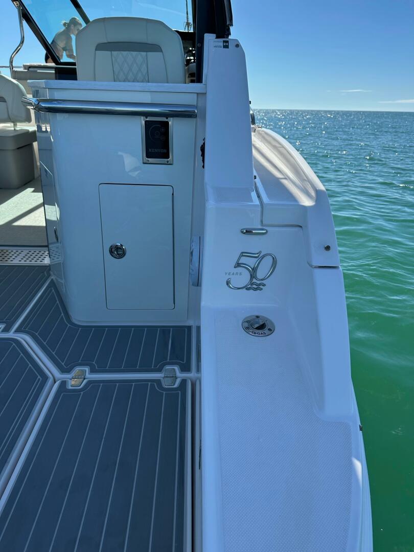 Slide: The Image of 2021 Regal 36XO- Cockpit - 5281101