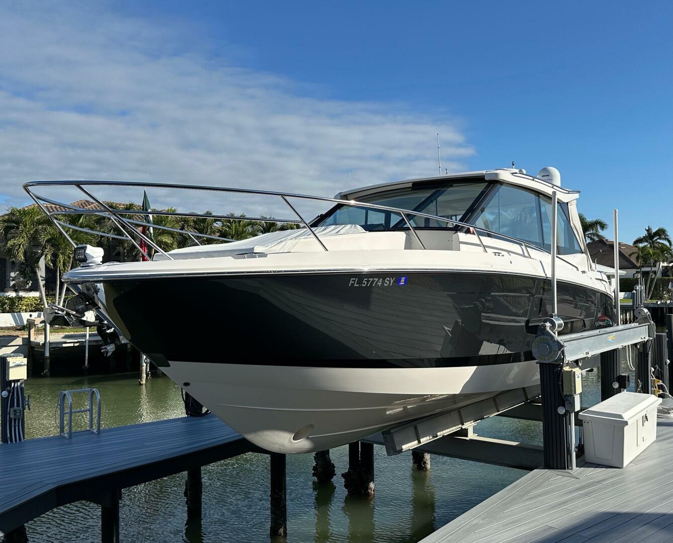 Slide: The Image of 2021 Regal 36XO - 5281107