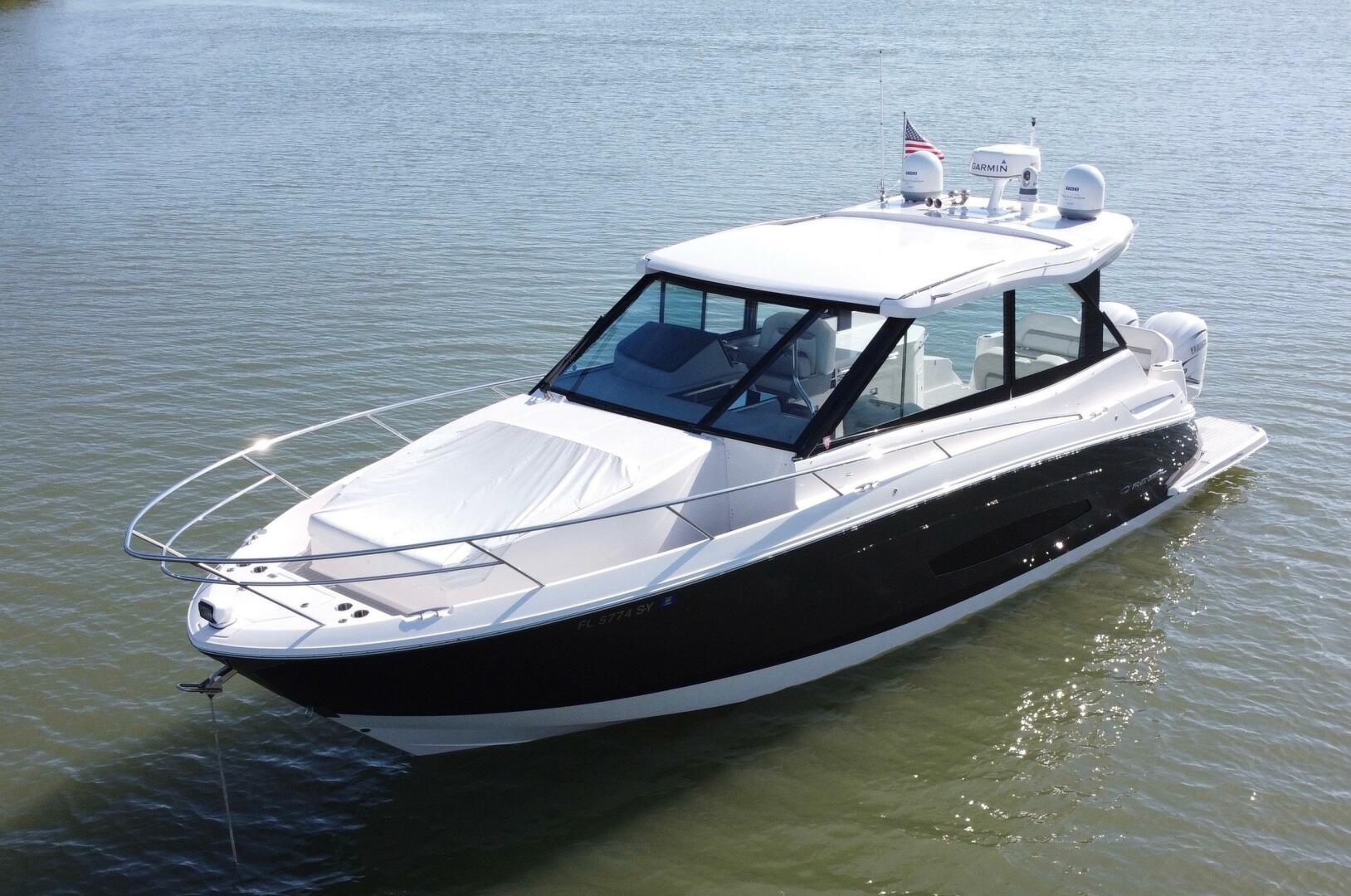 Slide: The Image of 2021 Regal 36XO - 5281112