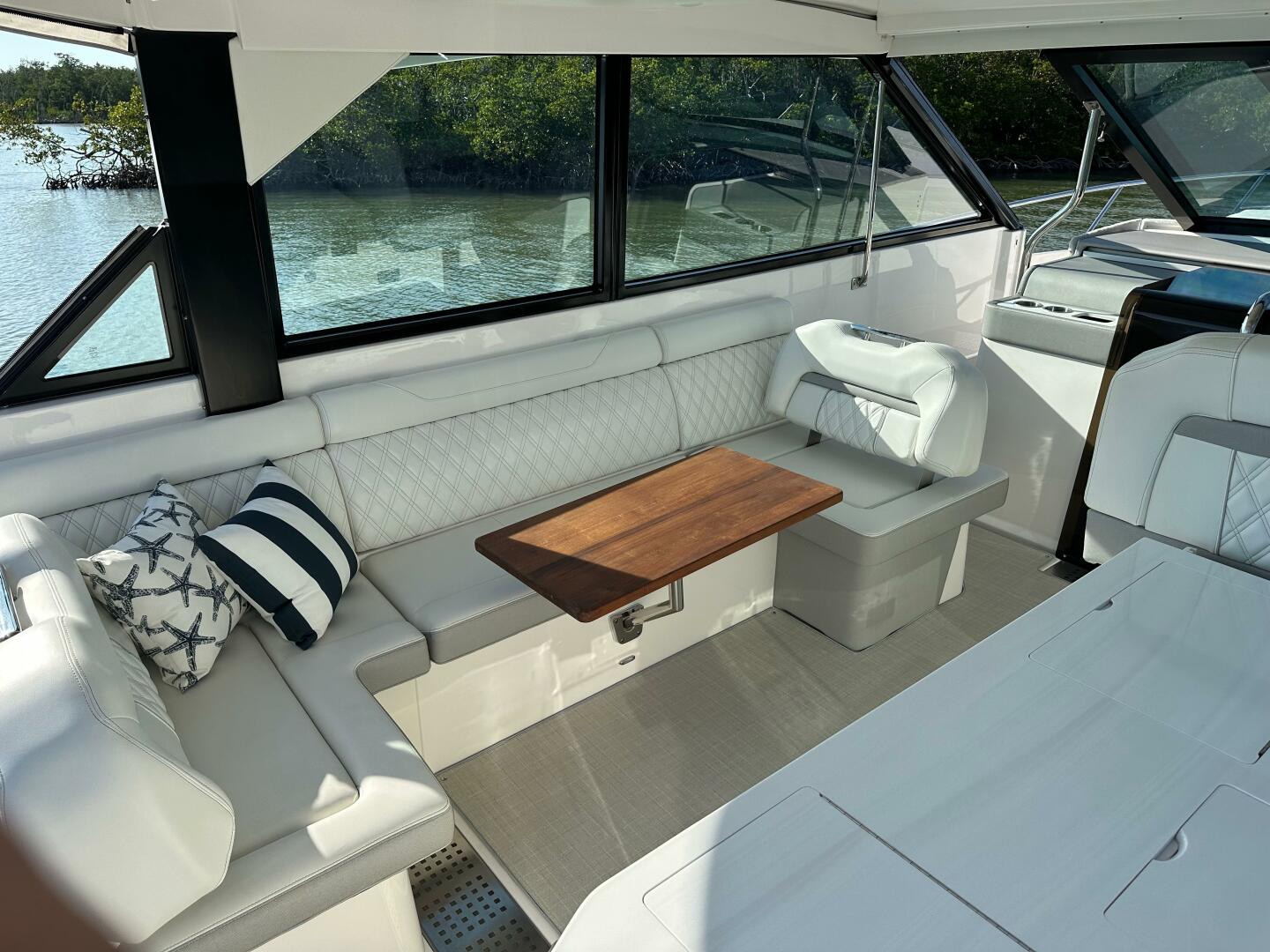 Slide: The Image of 2021 Regal 36XO-Dinette - 5281119