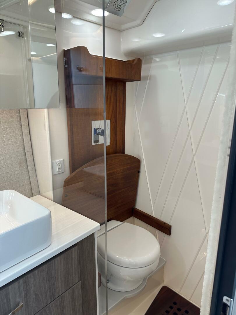 Slide: The Image of 2021 Regal 36XO- Head - 5281170