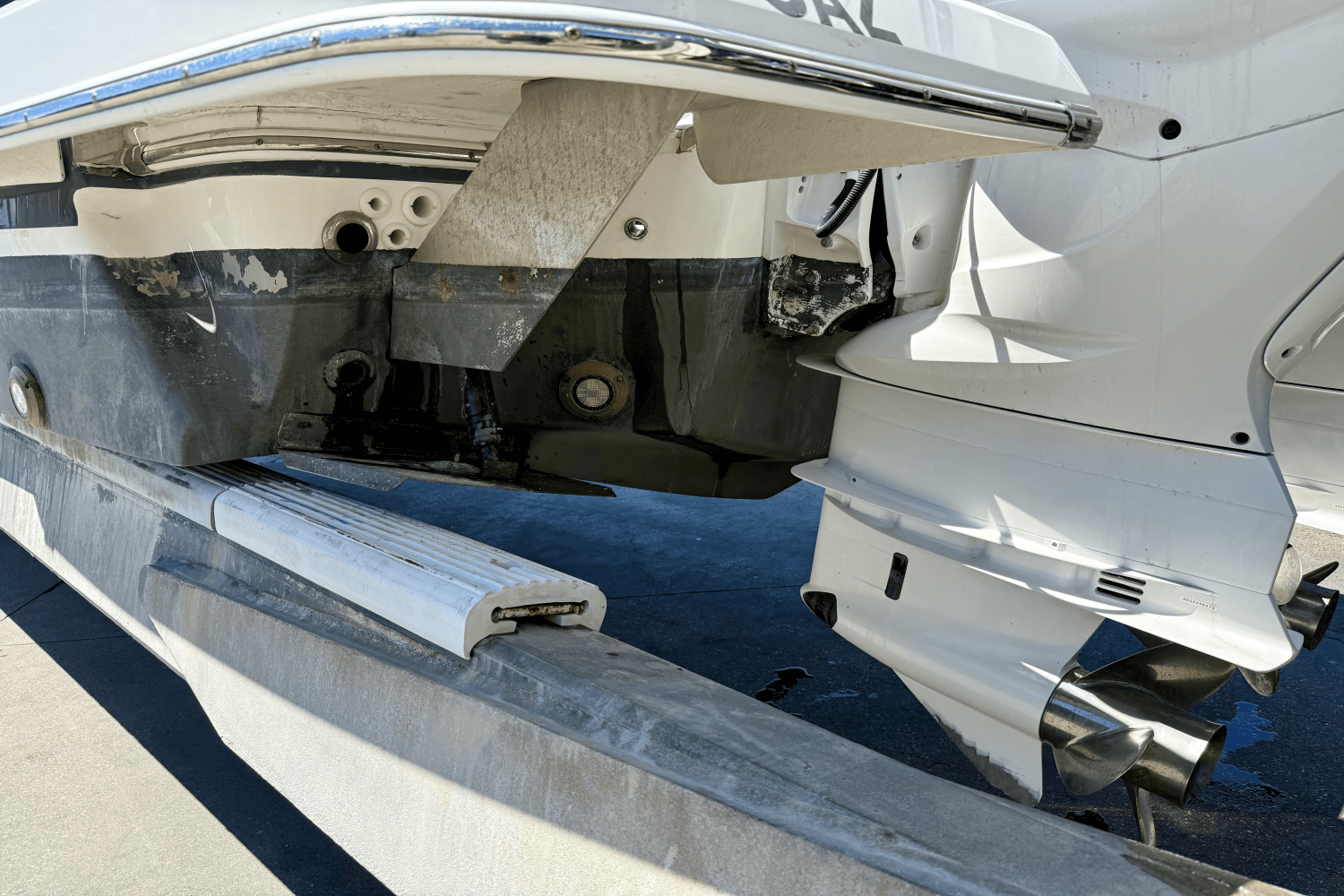 Slide: The Image of Regal 36 XO 2023 - 14