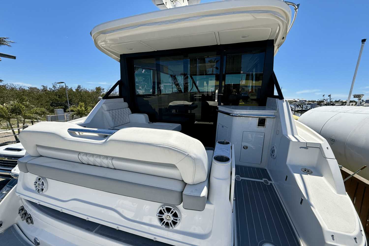 Slide: The Image of Regal 36 XO 2023 - 24