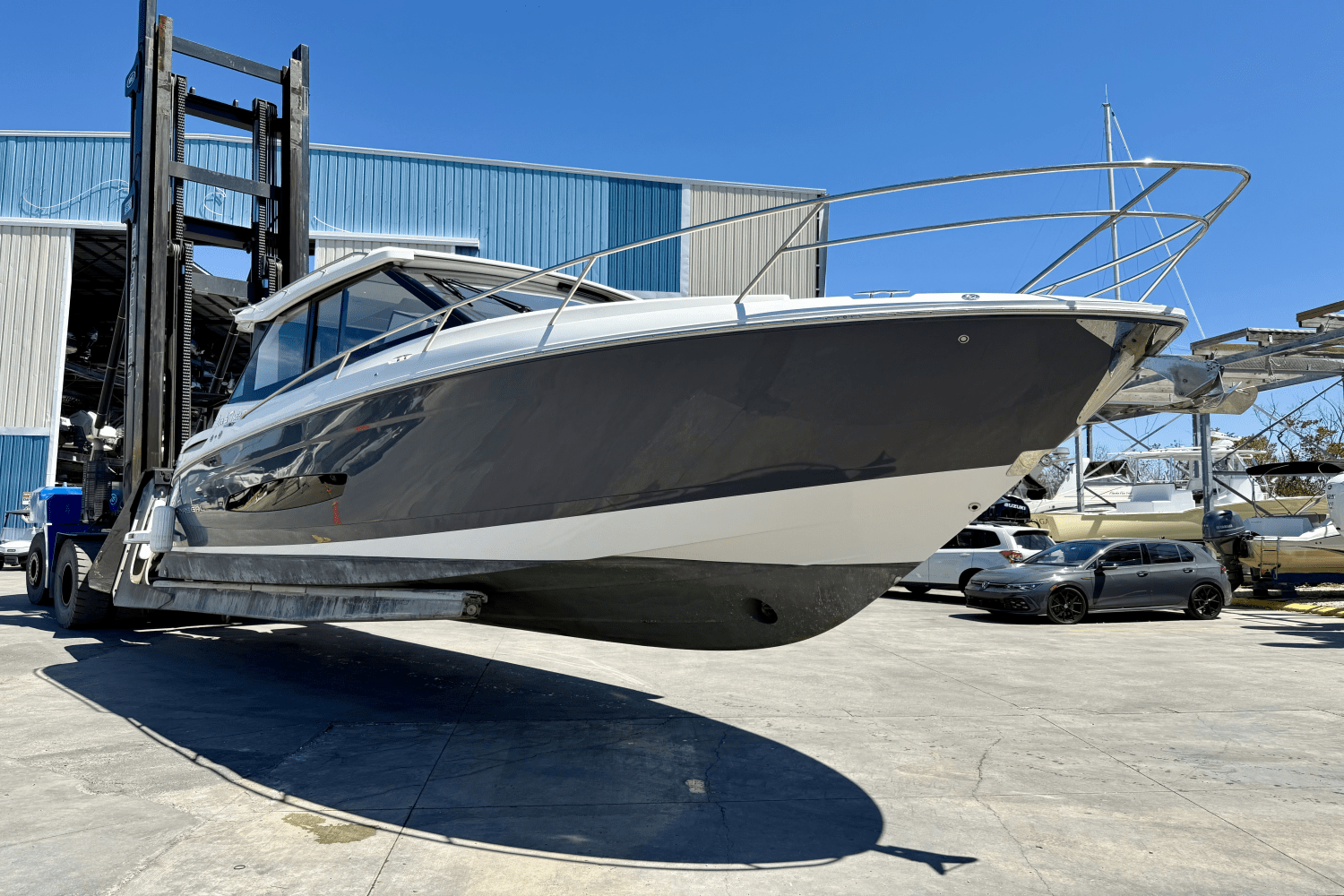 Slide: The Image of Regal 36 XO 2023 - 6