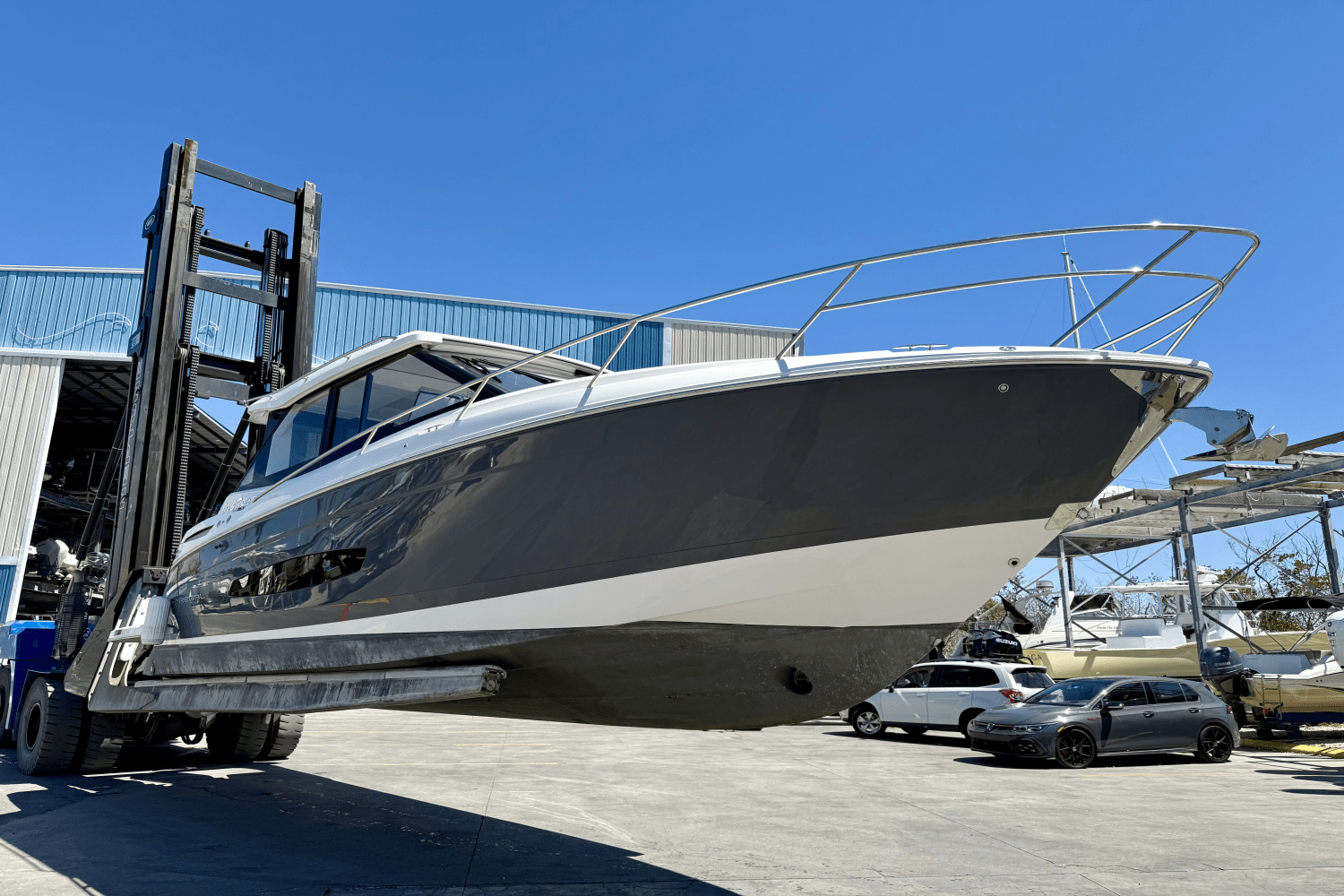 Slide: The Image of Regal 36 XO 2023 - 7