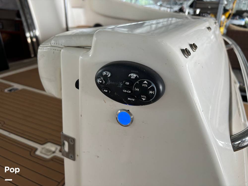 Slide: The Image of Regal 3880 Commodore 2006 - 126
