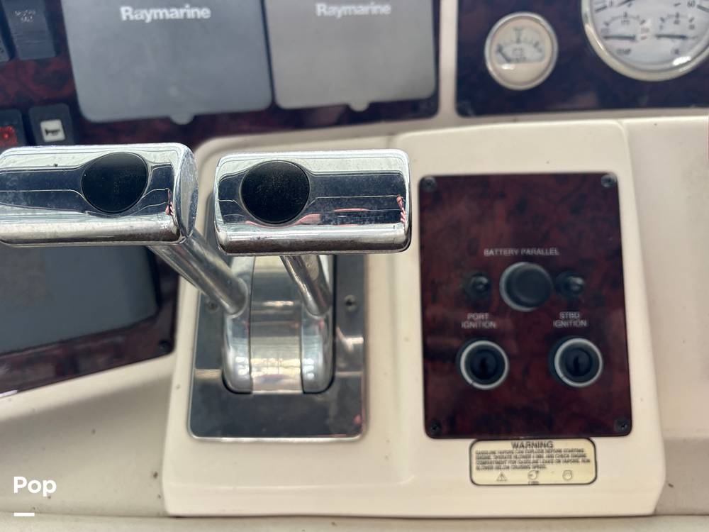 Slide: The Image of Regal 3880 Commodore 2006 - 32
