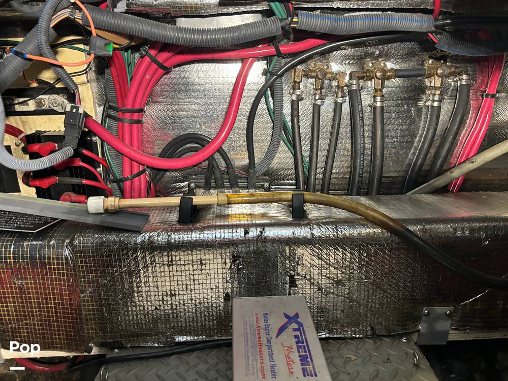 Slide: The Image of Regal 3880 Commodore 2006 - 49