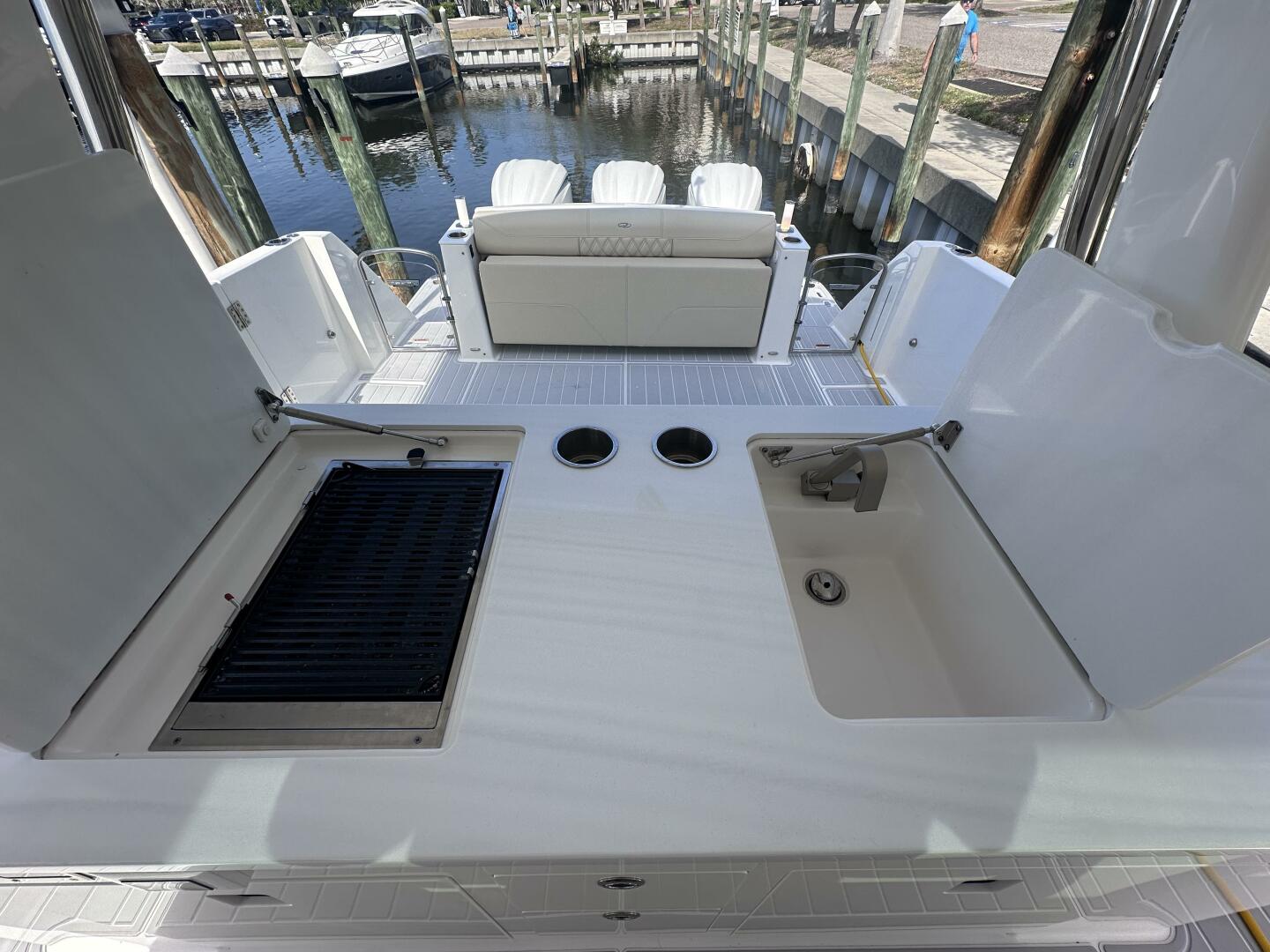 Slide: The Image of Regal 38 SAV 2023 - 5240862