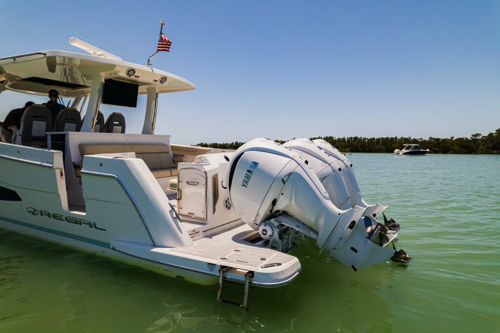 Slide: The Image of Regal 38 SAV 2023 - 5376345