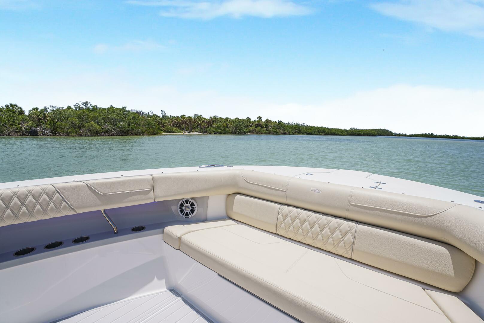 Slide: The Image of Regal 38 SAV 2023 - 5376347