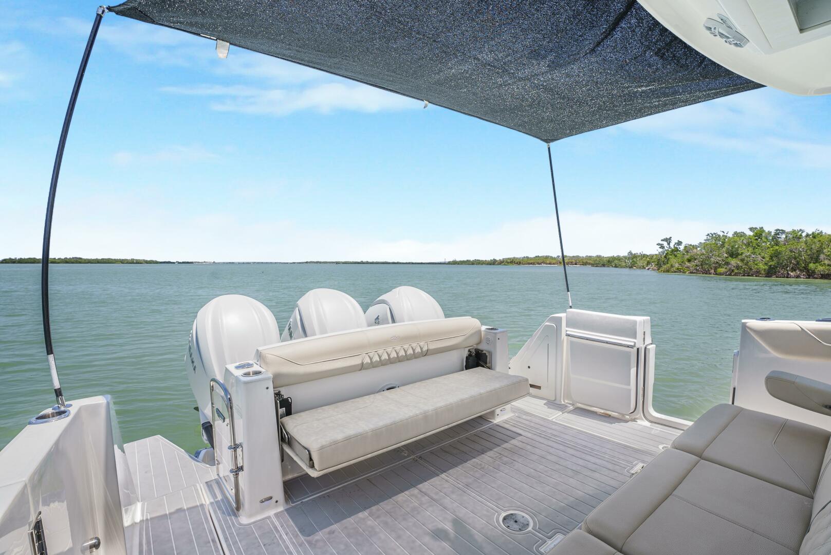 Slide: The Image of Regal 38 SAV 2023 - 5376353