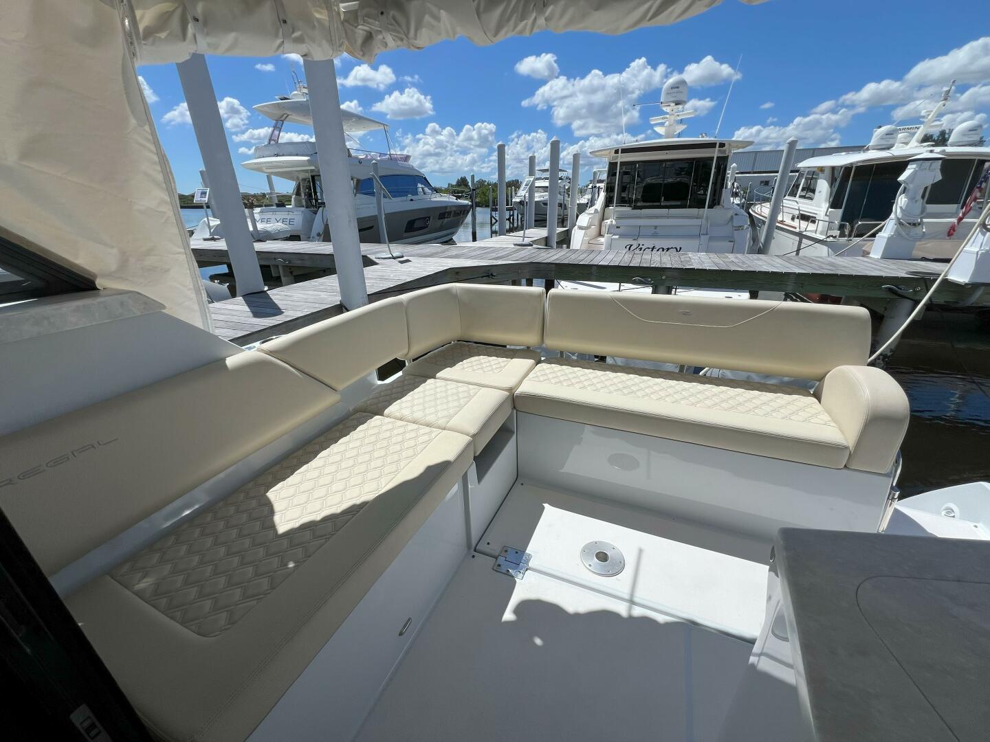 Slide: The Image of Cockpit - 4693562