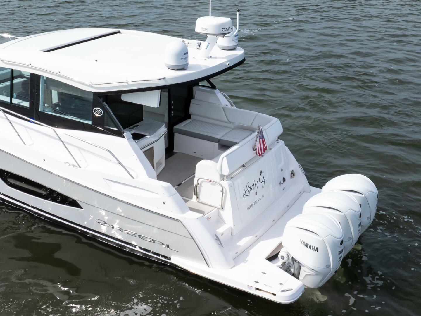 Slide: The Image of Regal XO 38 Lady G- Profile Regal 38 XO Lady G 2022 - 5486110