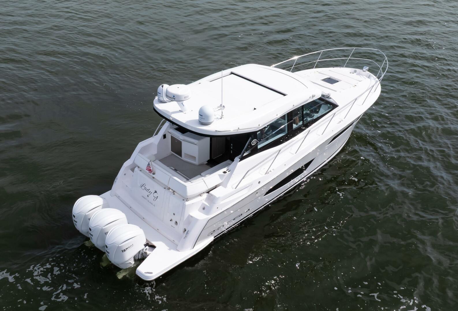 Slide: The Image of Regal XO 38 Lady G- Profile Regal 38 XO Lady G 2022 - 5486037