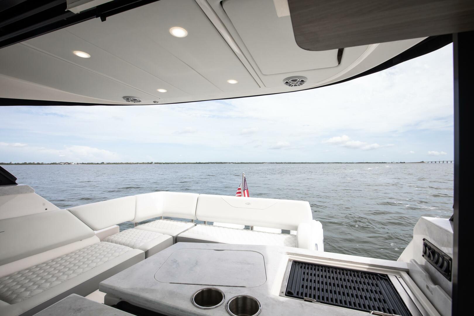 Slide: The Image of Regal XO 38 Lady G- Seating Regal 38 XO Lady G 2022 - 5486043