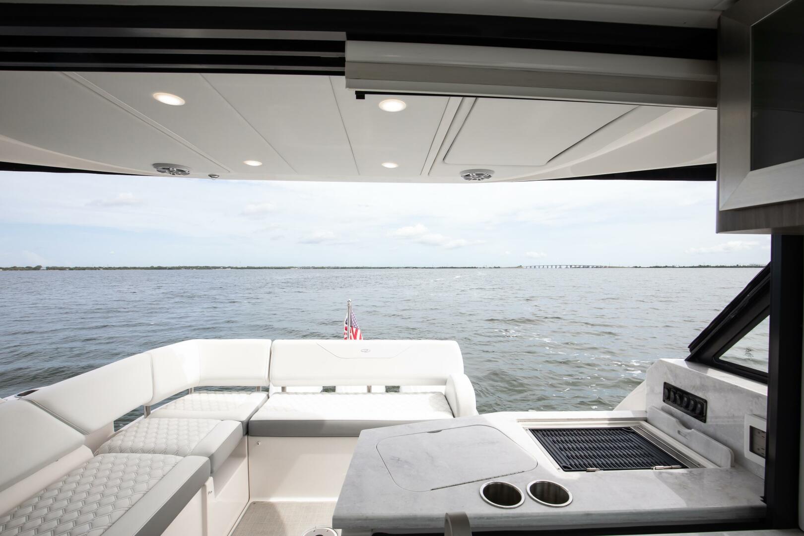 Slide: The Image of Regal XO 38 Lady G- Seating Regal 38 XO Lady G 2022 - 5486044