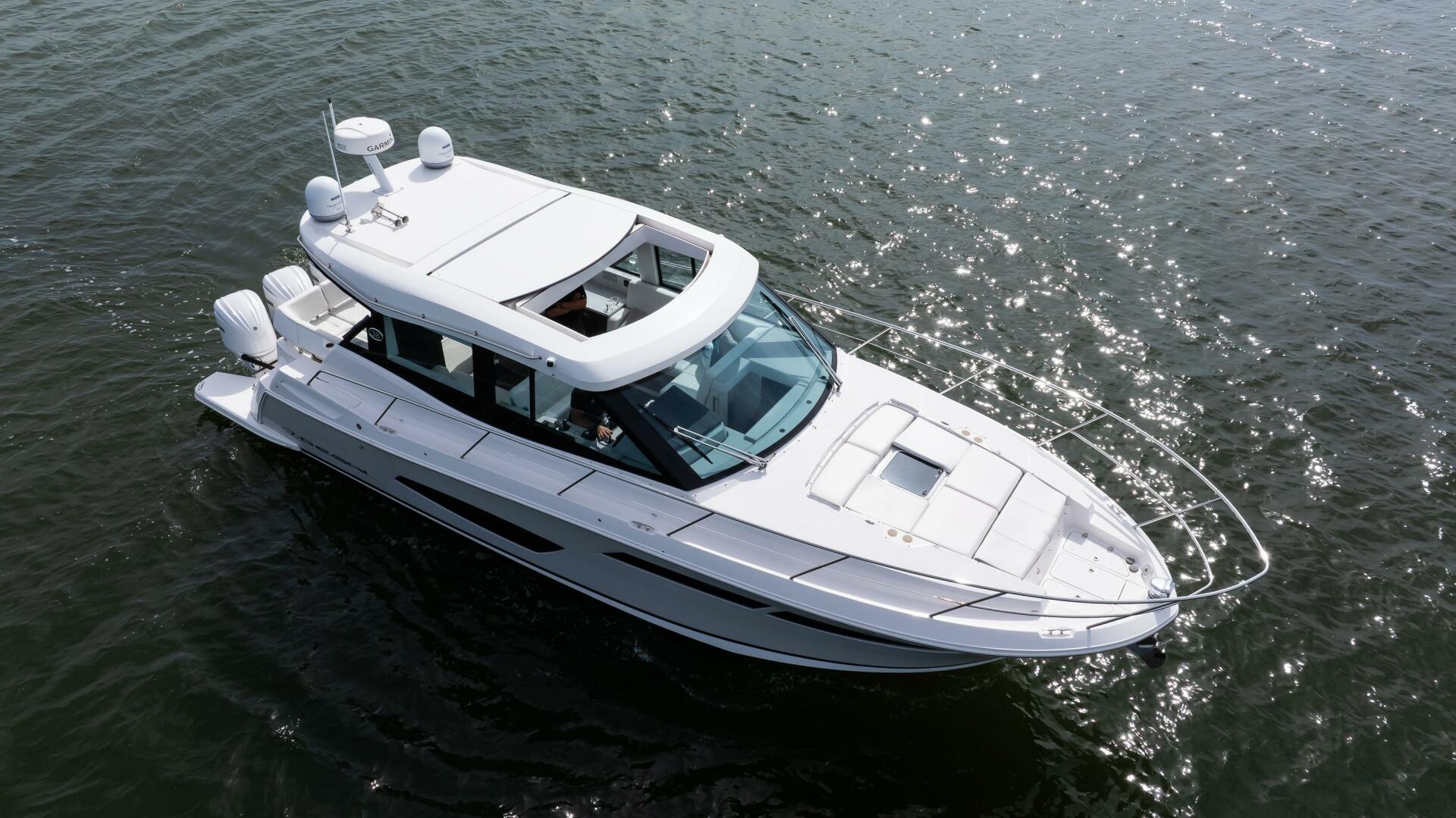 Slide: The Image of Regal XO 38 Lady G- Profile Regal 38 XO Lady G 2022 - 5486121