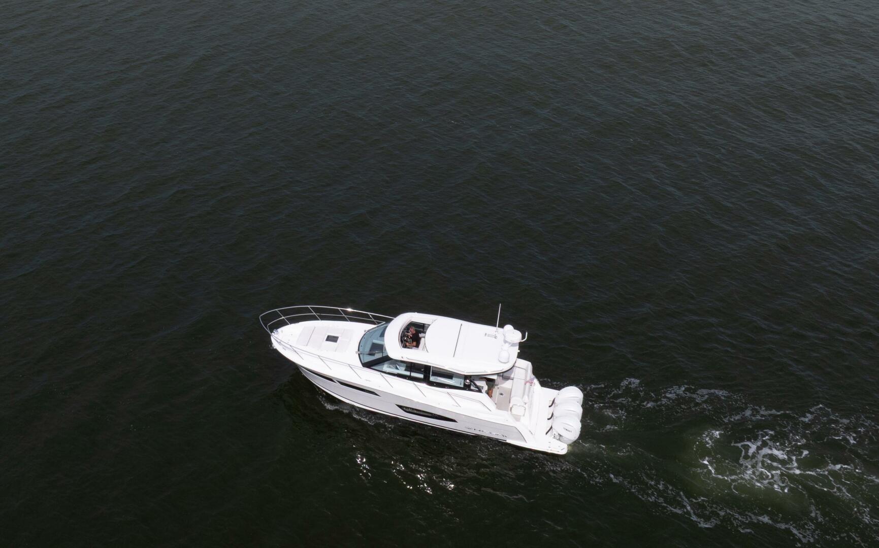 Slide: The Image of Regal XO 38 Lady G- Profile Regal 38 XO Lady G 2022 - 5486128