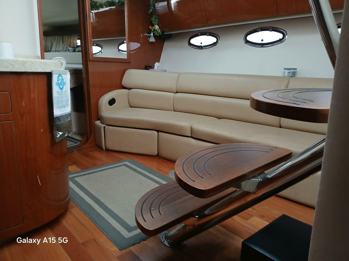 Slide: The Image of Regal 4060 Sport Yacht 2009 - 5162305