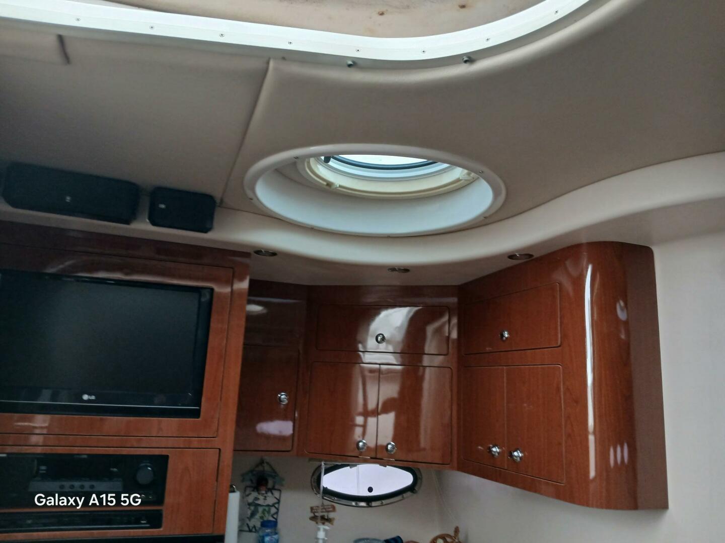 Slide: The Image of Regal 4060 Sport Yacht 2009 - 5162280