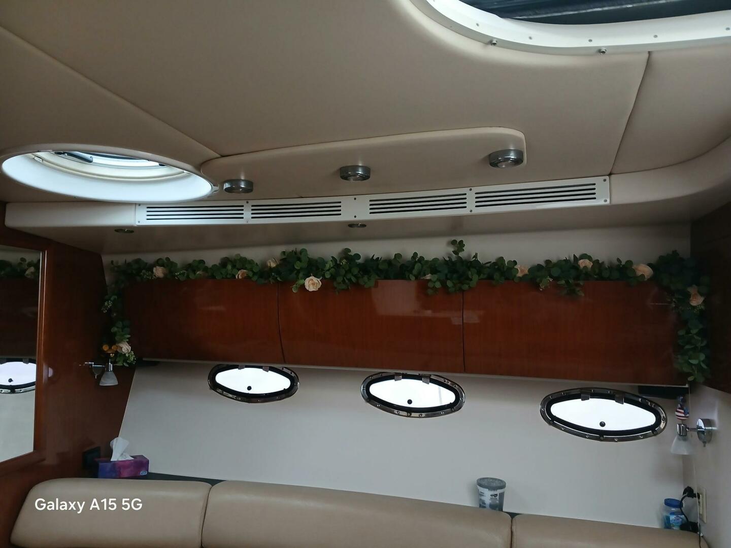 Slide: The Image of Regal 4060 Sport Yacht 2009 - 5162287